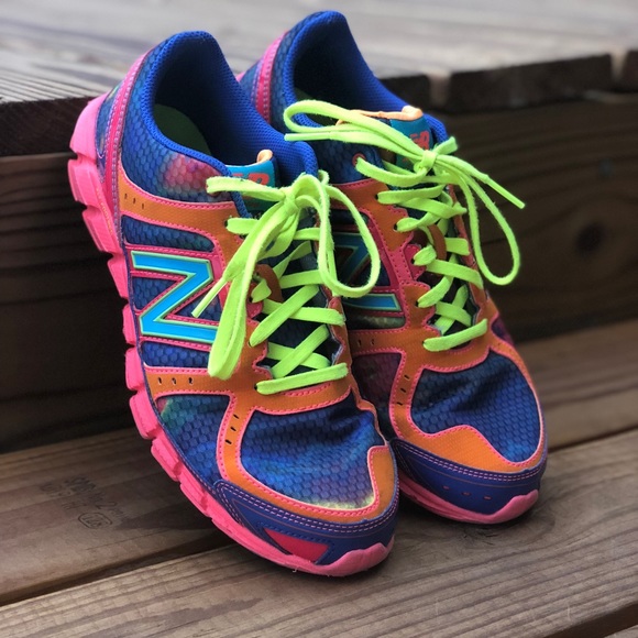new balance 750 v1 women's